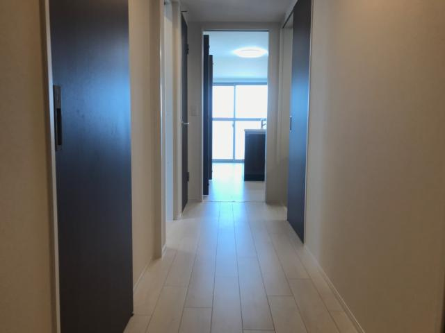 コンフェティの内装|廊下