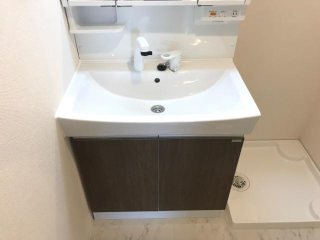 コンフェティの洗面所|洗髪洗面化粧台