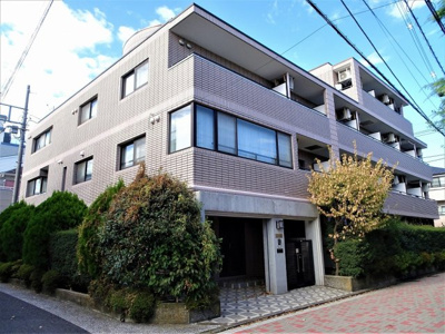 【外観】 | アストレーア五本木 | 目黒区五本木に聳え立つ優雅かつモダンな邸宅