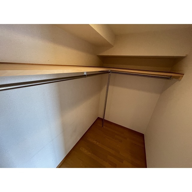 グランデュール千鳥の収納|ウォークインクローゼット