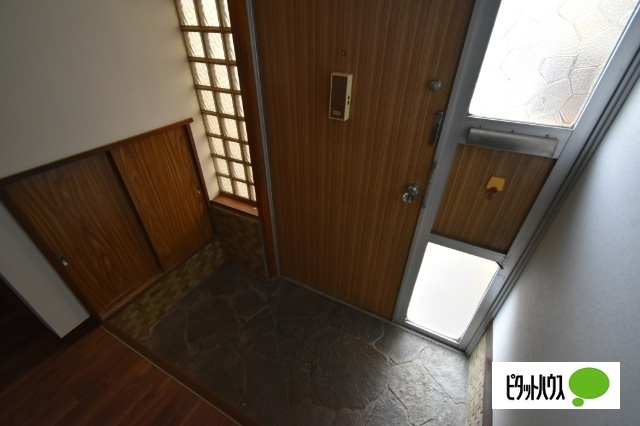 渋川市戸建住宅の玄関