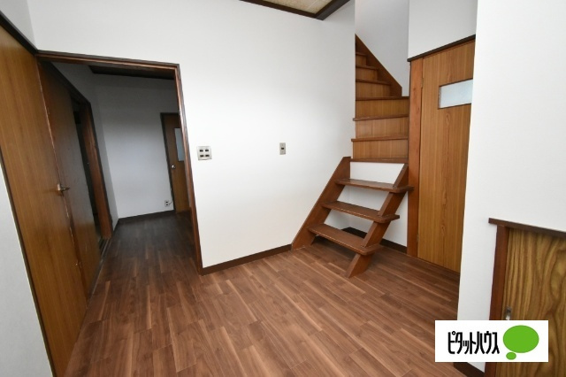 渋川市戸建住宅のエントランス