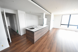 【居間・リビング】アイランドシティオーシャン＆フォレストタワーレジデンスEAST棟