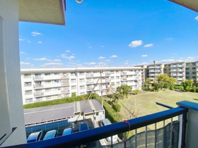 【バルコニー】 | 新金岡3丁1番G住宅2棟 | 二面バルコニーです！