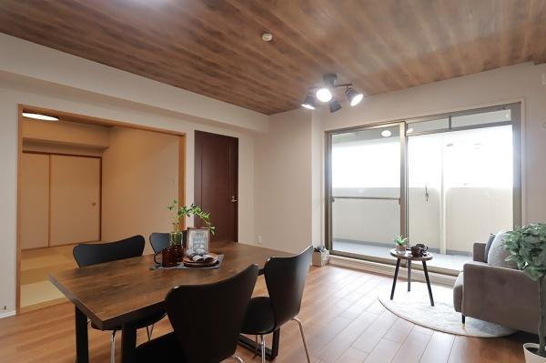 【居間・リビング】 | メロディーハイム香里ケ丘ツインビューアルテアタワー