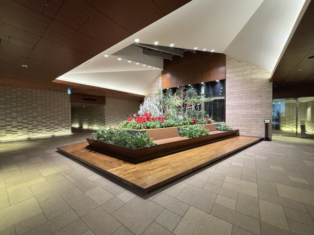 プラウドタワー東雲キャナルコートのエントランス