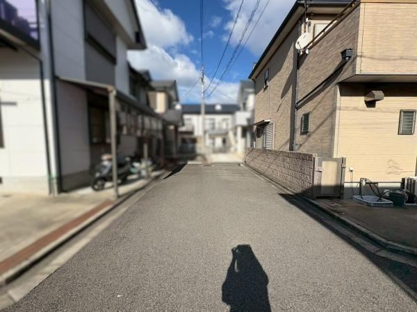 和歌山市向　中古戸建の前面道路含む現地写真