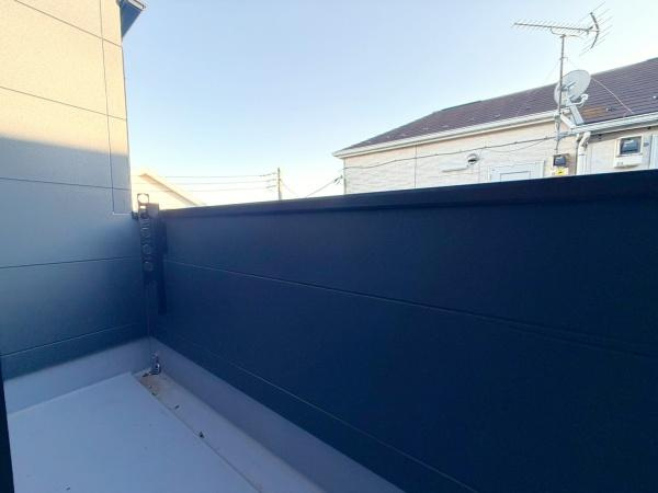 横浜市保土ケ谷区鎌谷町の新築一戸建のバルコニー