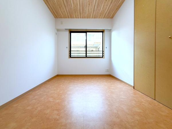 エンゼルハイム横濱磯子壱番館の洋室