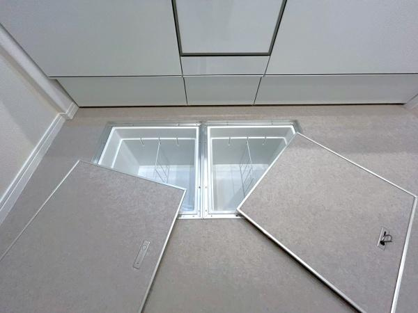 コスモ三ツ沢ガーデン山の収納