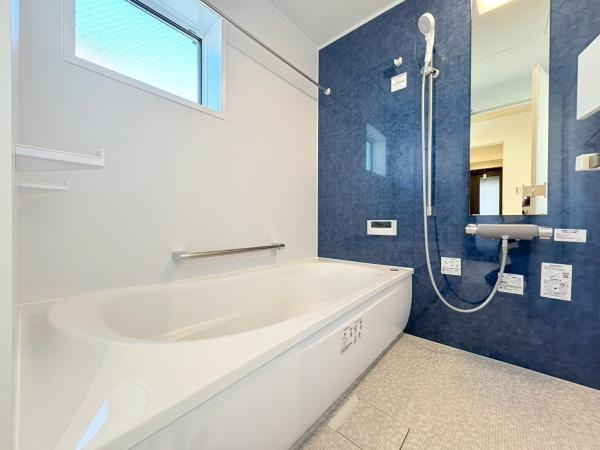 横須賀市長井３丁目の新築一戸建の浴室|浴室換気乾燥暖房機付です・梅雨の時期は大活躍です。