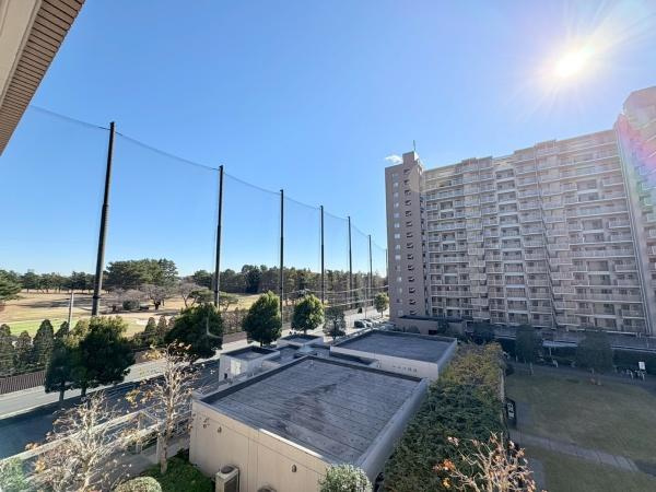 エステ・スクエア小田急相模原ステージ4のその他|現地からの眺望です。風通しが良くて窓を開けて静かに過ごしたい方にもおすすめな住戸です。