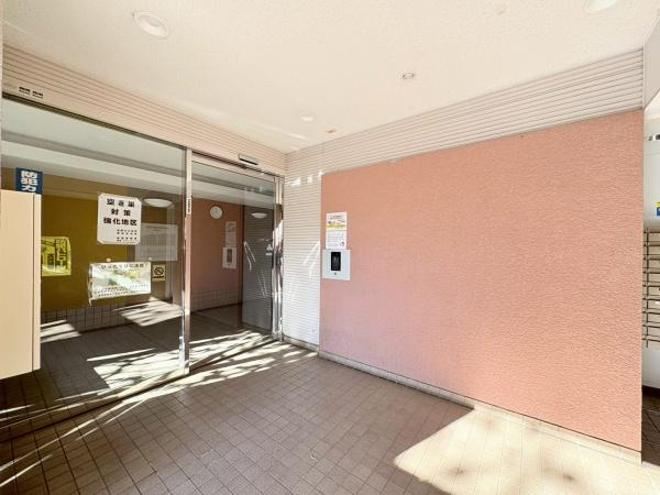 エステ・スクエア小田急相模原ステージ4のエントランス|オートロック付きで、管理体制も良好です。