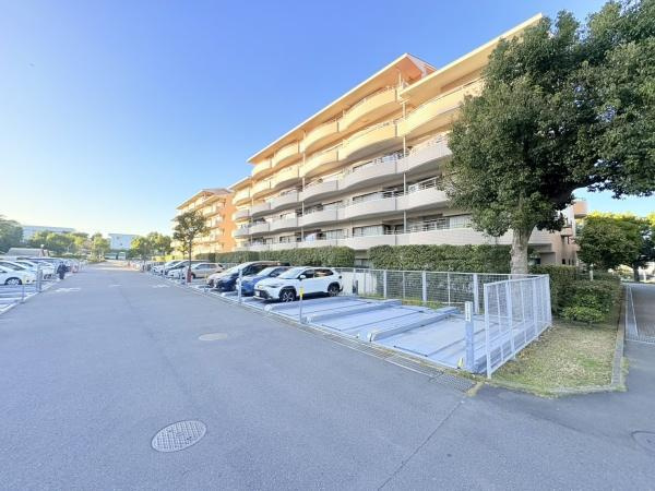 シティ能見台ふれあいの街Ｊ棟のその他|夕日に映える現地・