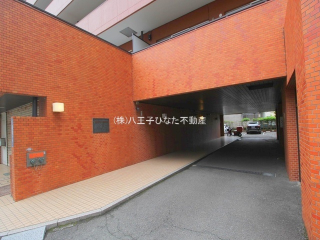 『八王子市マンション』フジタ八王子マンション【仲介手数料無料】　八王子市2-6-24のエントランス|～仲介手数料無料☆八王子ひなた不動産～フジタ八王子マンション