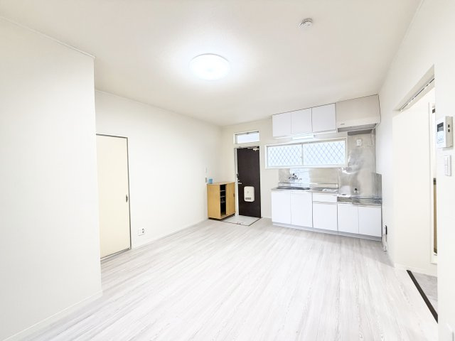 野沢ハイツの居間・リビング|おしゃれなリビングです