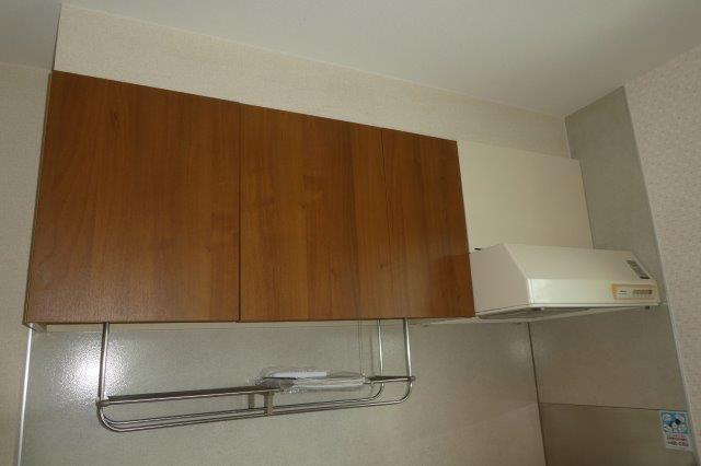 メテオールＣのキッチン|キッチン上収納