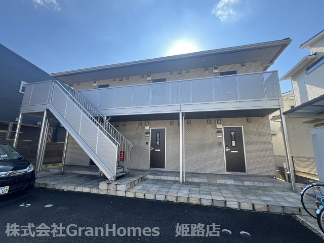 マ・メゾン英賀保の外観