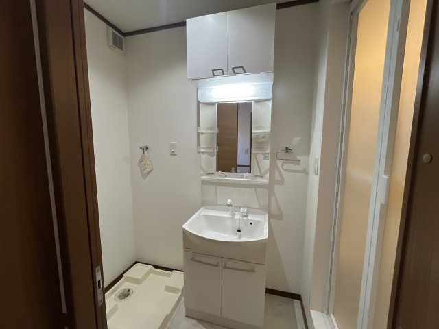 マ・メゾン英賀保の洗面所