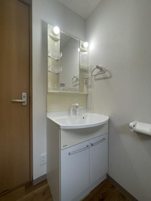 【洗面所】 | ＦＵＪＩＳＴＡみずほ台 | 脱衣スペースもあります