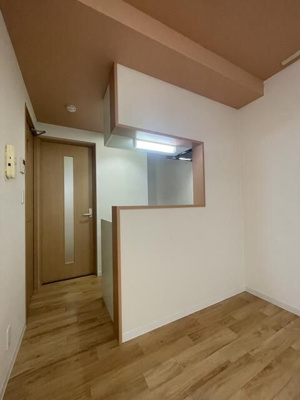 【居間・リビング】 | ＦＵＪＩＳＴＡみずほ台 | こちらのリビングで趣味の時間をお楽しみください