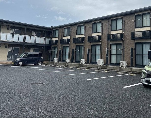 レオパレスインターハイツ