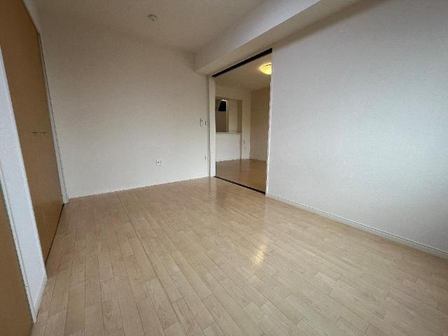 Ｆｌｏｒａｌ　Ｃｏｒｔ　（フローラルコート）の内装|洋室