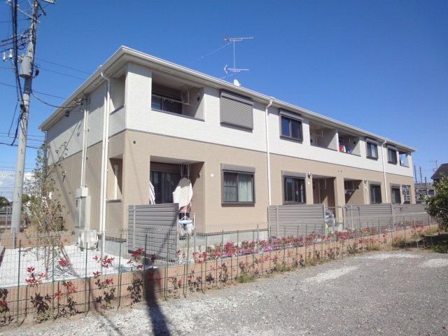 Ｆｌｏｒａｌ　Ｃｏｒｔ　（フローラルコート）の外観|外観写真（昼）