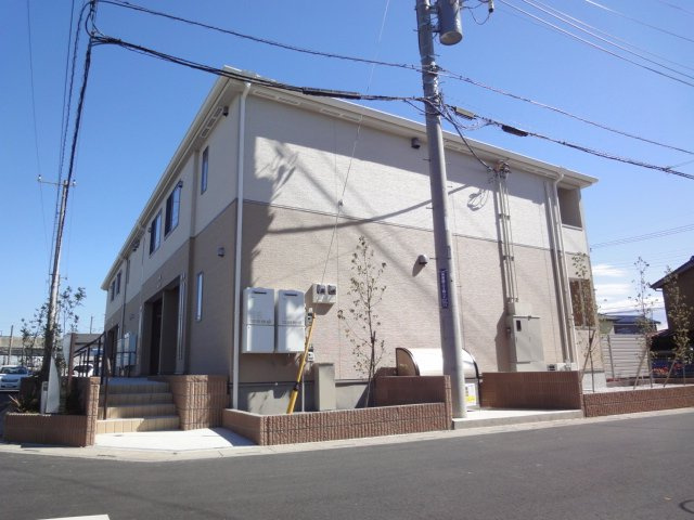 Ｆｌｏｒａｌ　Ｃｏｒｔ　（フローラルコート）の外観|外観写真（昼）