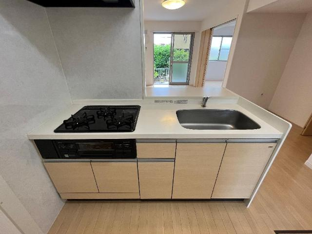 Ｆｌｏｒａｌ　Ｃｏｒｔ　（フローラルコート）のキッチン|キッチン