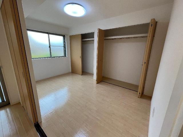 Ｆｌｏｒａｌ　Ｃｏｒｔ　（フローラルコート）の内装|洋室