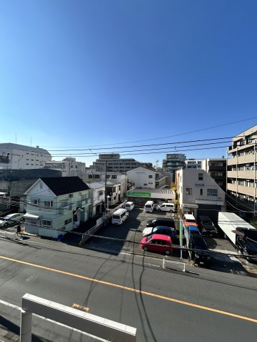 セザール第二西馬込の展望|隣接建物がなく、プライバシーも確保された開放的な居室☆
遮るものがないため、陽当たり・風通しともに良好です。