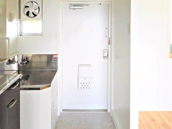 ビレッジハウス厨川3号棟の玄関|ビレッジハウスの同一物件・同一タイプの間取りの写真です