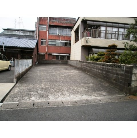加納南陽町1丁目神山駐車場2の外観
