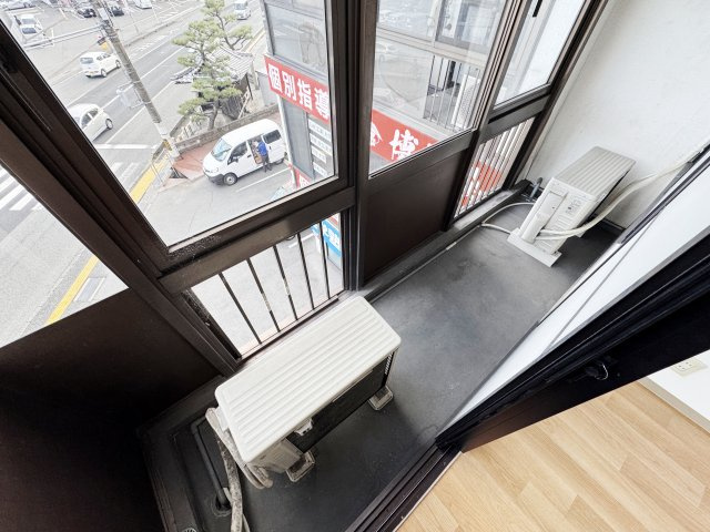 第5KSNビルのバルコニー