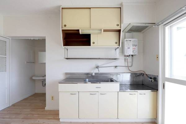 ビレッジハウス都南2号棟のキッチン|ビレッジハウスの同一物件・同一タイプの間取りの写真です