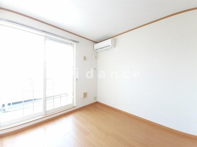 【居間・リビング】 | バーン・グロリア