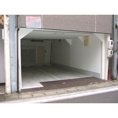 岐阜市西玉宮町２丁目の駐車場