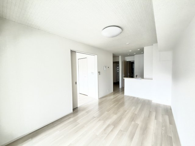 ヴェントフィオーレ　Ⅱの居間・リビング|ゆったりとしたリビングです