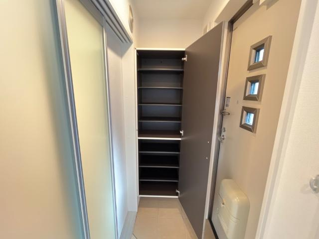 ウェスト　ヴィラージュの収納|下駄箱