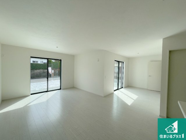 神戸市西区桜が丘中町　第2期　新築一戸建ての外観|周辺は落ち着いた街並みの住宅地！子育てがしやすい住環境です！まだ未完成ですが、現地でしかわからない事もございます。是非一度ご覧ください。