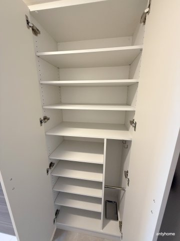 エステムコート難波サウスプレイスⅧハイド　仲介手数料無料の収納