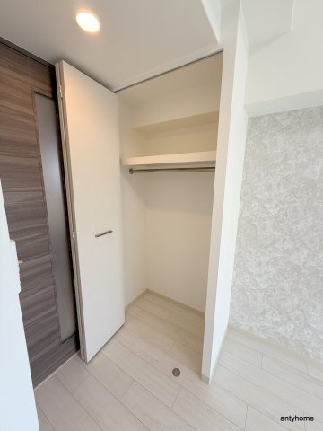 エステムコート難波サウスプレイスⅧハイド　仲介手数料無料の収納