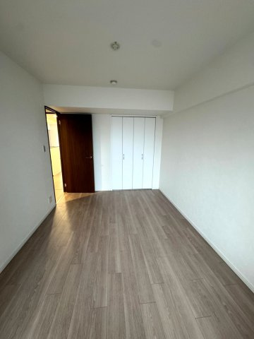 ライオンズガーデン狭山祇園の洋室