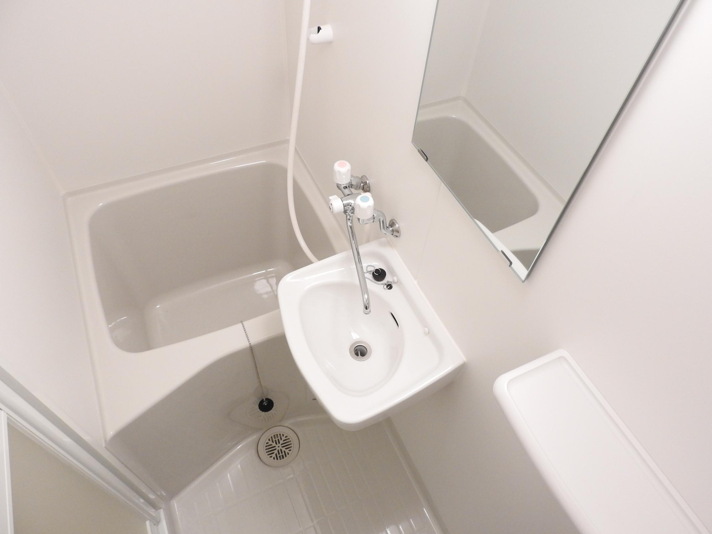 デ・クメール宝町の浴室