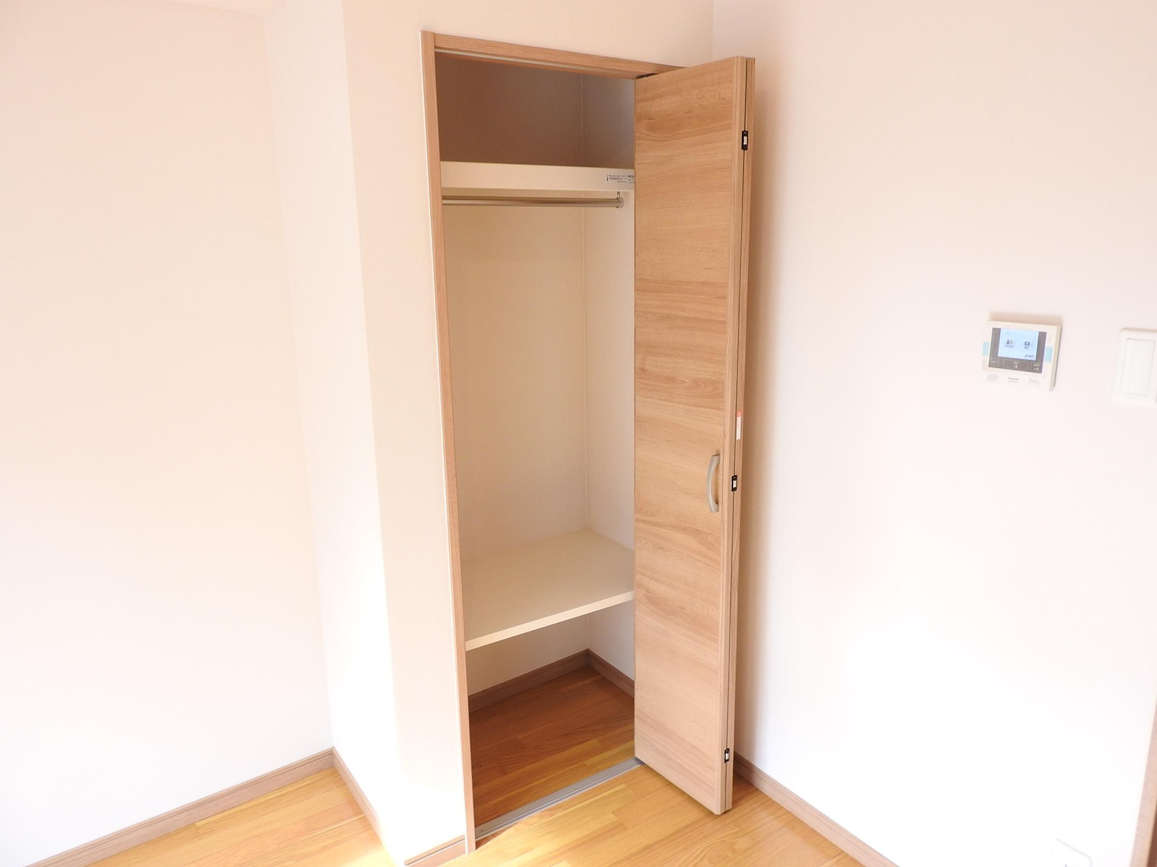 デ・クメール宝町の収納