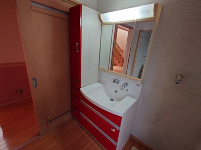 【独立洗面台】 | 三六町9番18号（C-30）