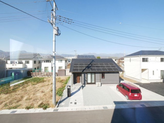 【展望】 | 山梨市下石森 新築全2棟 2号棟 車並列2台×2列の合計4台 | 2階から北側を望む