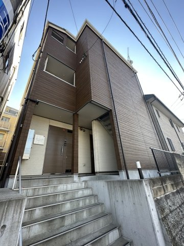 ファミーユ入江の外観