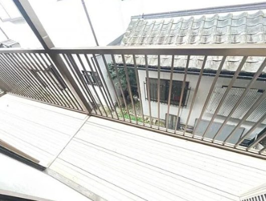 【バルコニー】